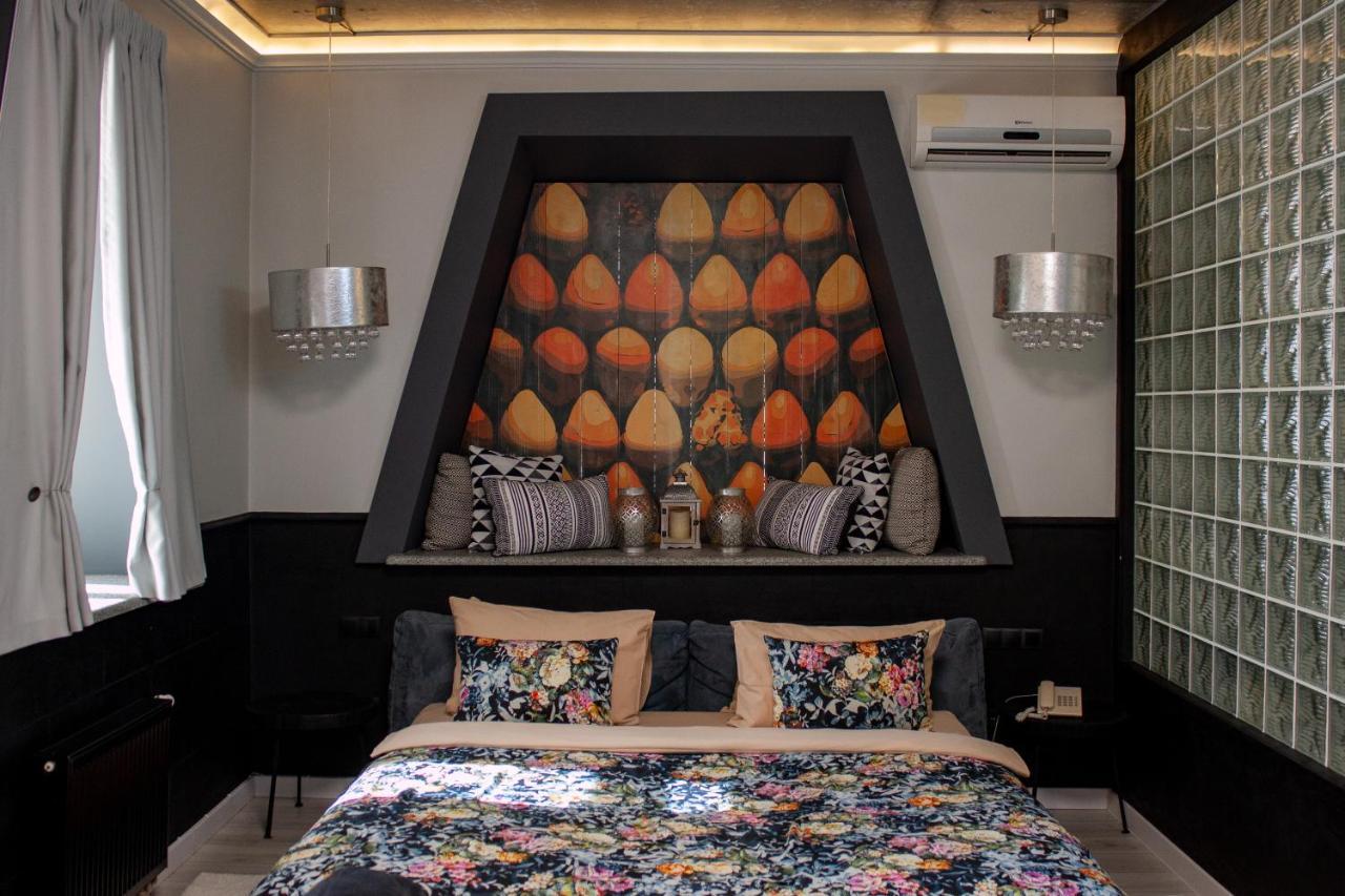 Manna Boutique Hotel (Adults Only) Kiev Ngoại thất bức ảnh