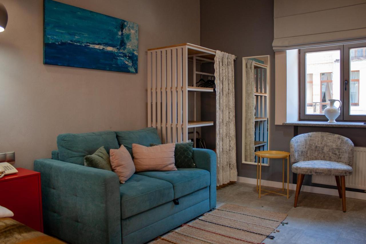 Manna Boutique Hotel (Adults Only) Kiev Ngoại thất bức ảnh