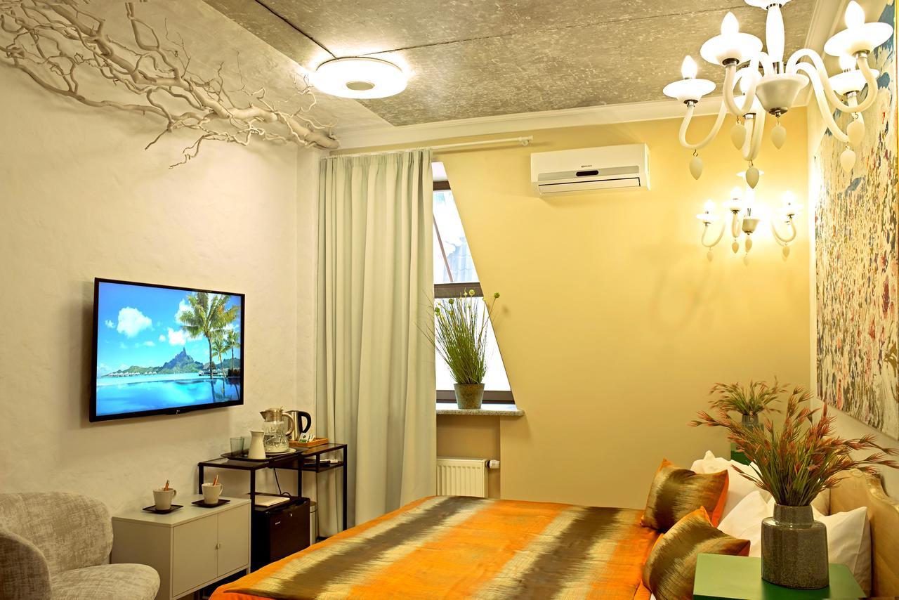 Manna Boutique Hotel (Adults Only) Kiev Ngoại thất bức ảnh